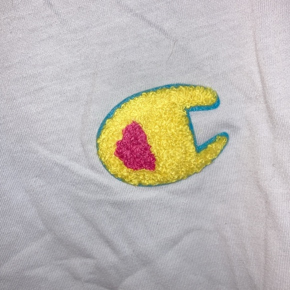 Champion - Picture 2 of 2